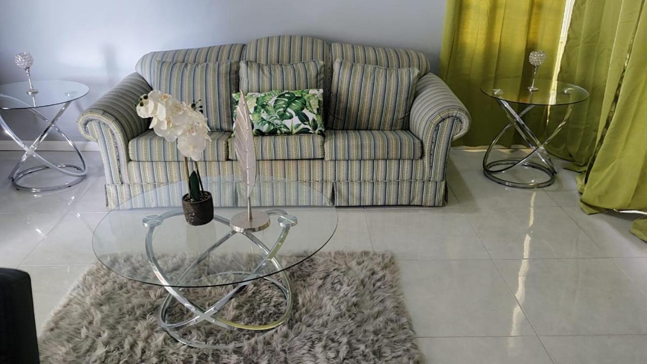 Lulu Bell Mystic Ridge @73 Apartment. 奥乔里奥斯 外观 照片
